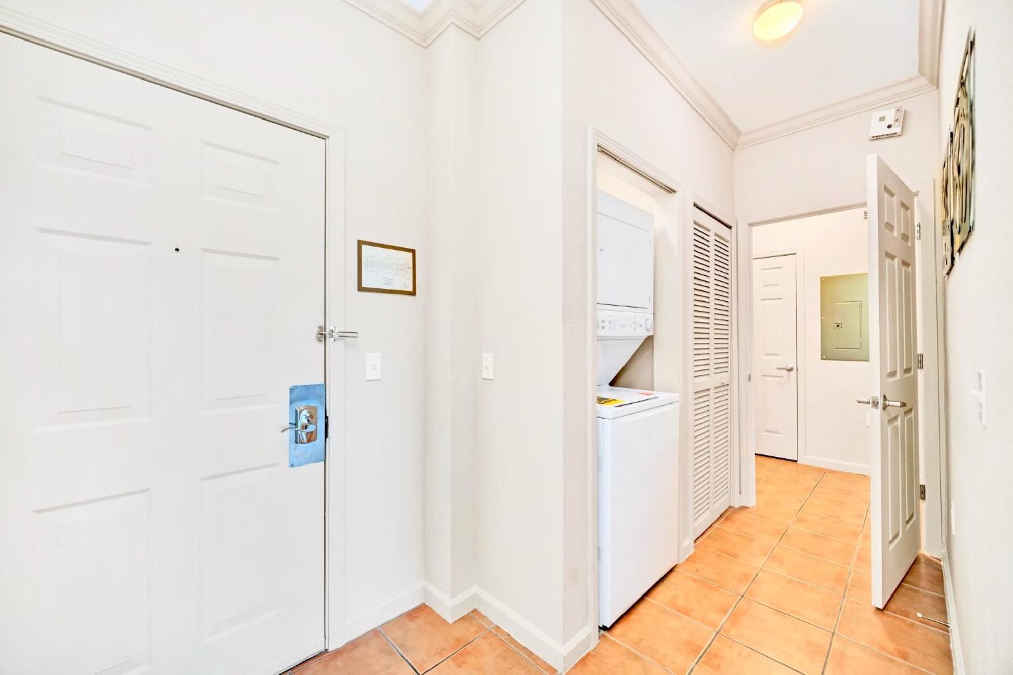 Bright Condo - 2Br With Pool & Hot Tub, Near Disney! Orlando Extérieur photo